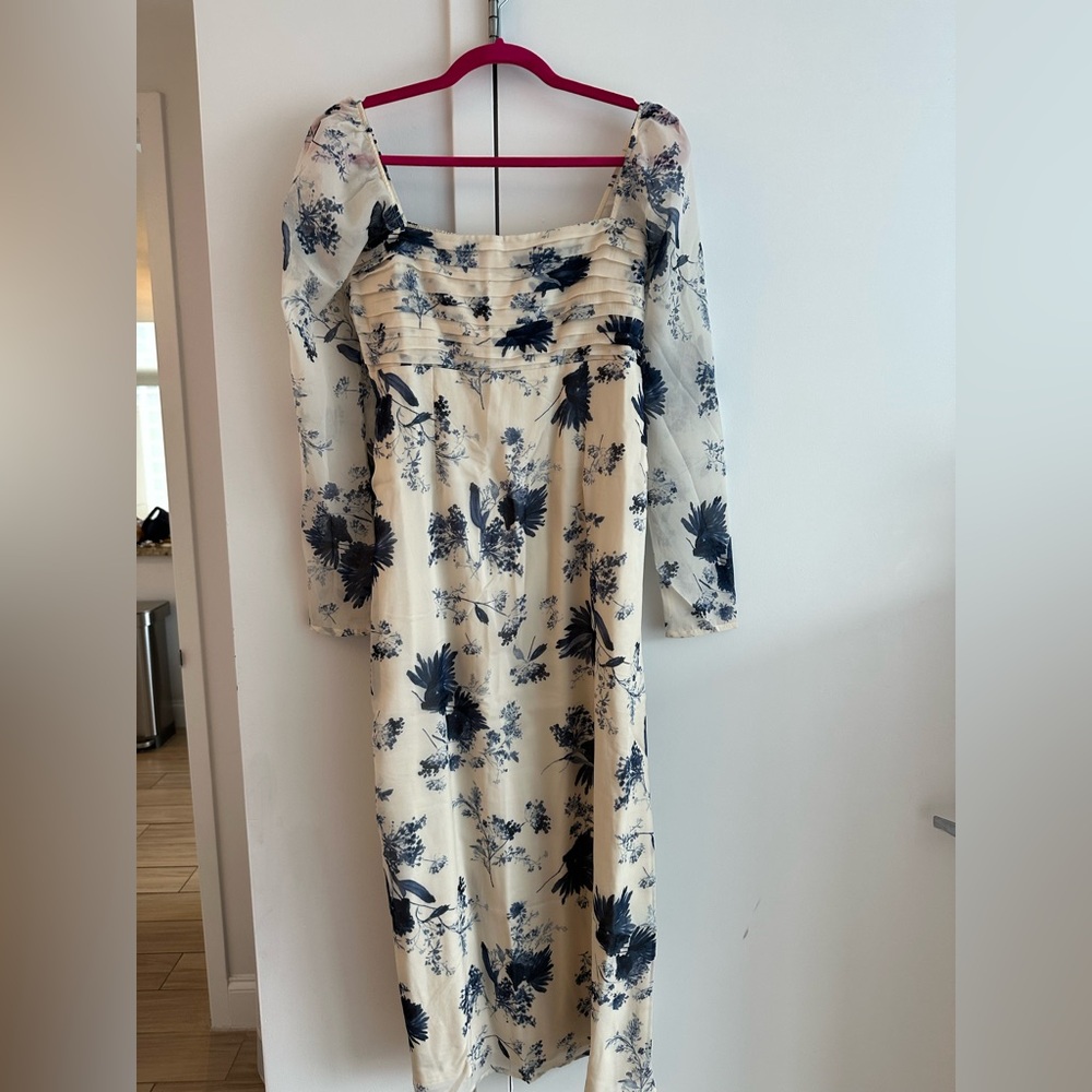 Abercrombie & Fitch Blue and White Bishop Sleeve Sundress